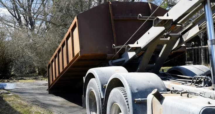 Clean roll-off dumpster delivered and ready to load (25)