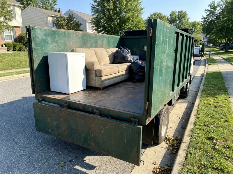 1/4 Truckload of junk